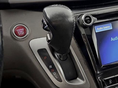 Used 2014 Honda Odyssey Touring Elite image 17