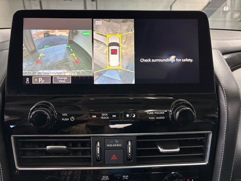 Used 2022 INFINITI QX80 Luxe w/ Cargo Package image 27