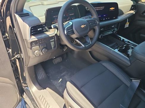 New 2026 Chevrolet Suburban LS w/ LPO, Dark Essentials Package RWD image 20