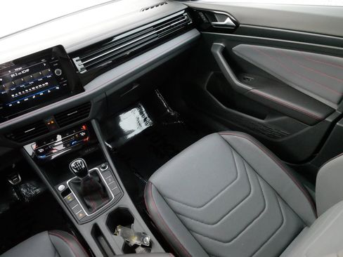 Certified 2025 Volkswagen Jetta GLI Autobahn image 11