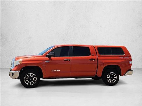 Used 2017 Toyota Tundra SR5 w/ TRD Off Road Package AWD/4WD image 8