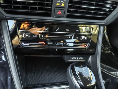 New 2025 Volkswagen Jetta S image 28