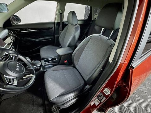 Used 2024 Kia Seltos S image 18