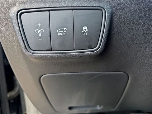 Certified 2023 Hyundai Tucson Limited AWD/4WD image 35