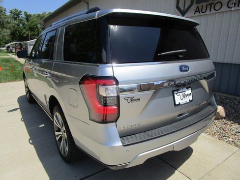 Used 2021 Ford Expedition Limited image 5