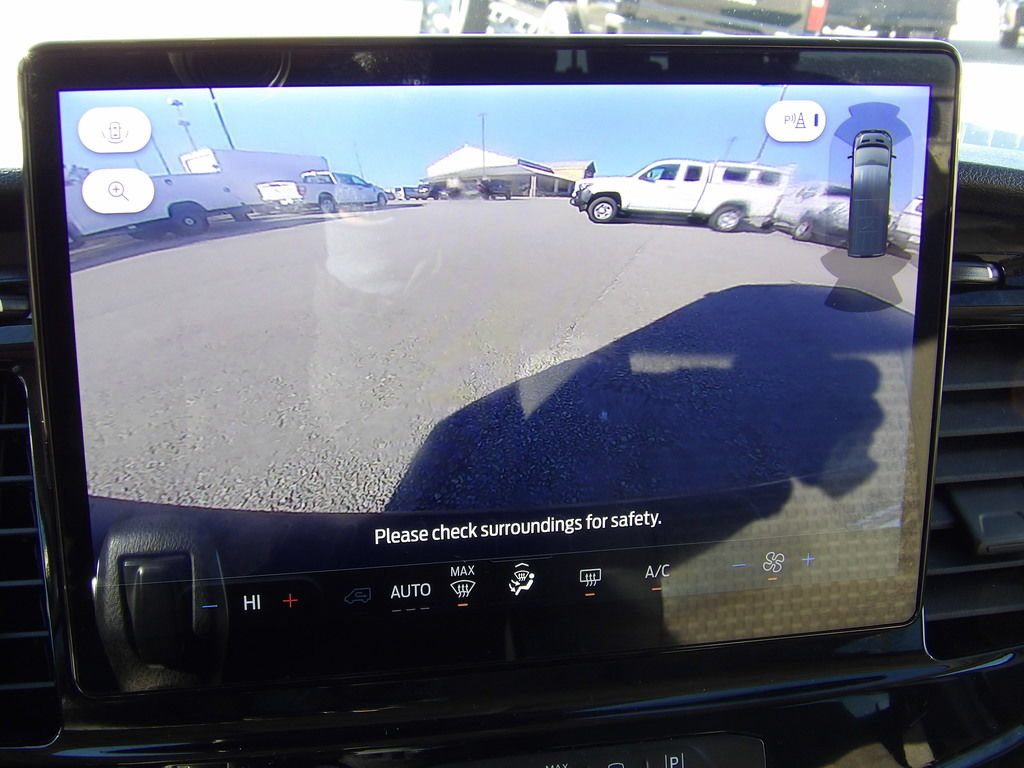 Used 2023 Ford Transit 350 XLT RWD image 24