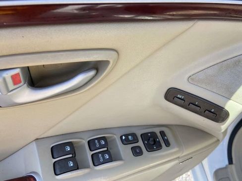 Used 2008 Hyundai Azera Limited FWD image 12