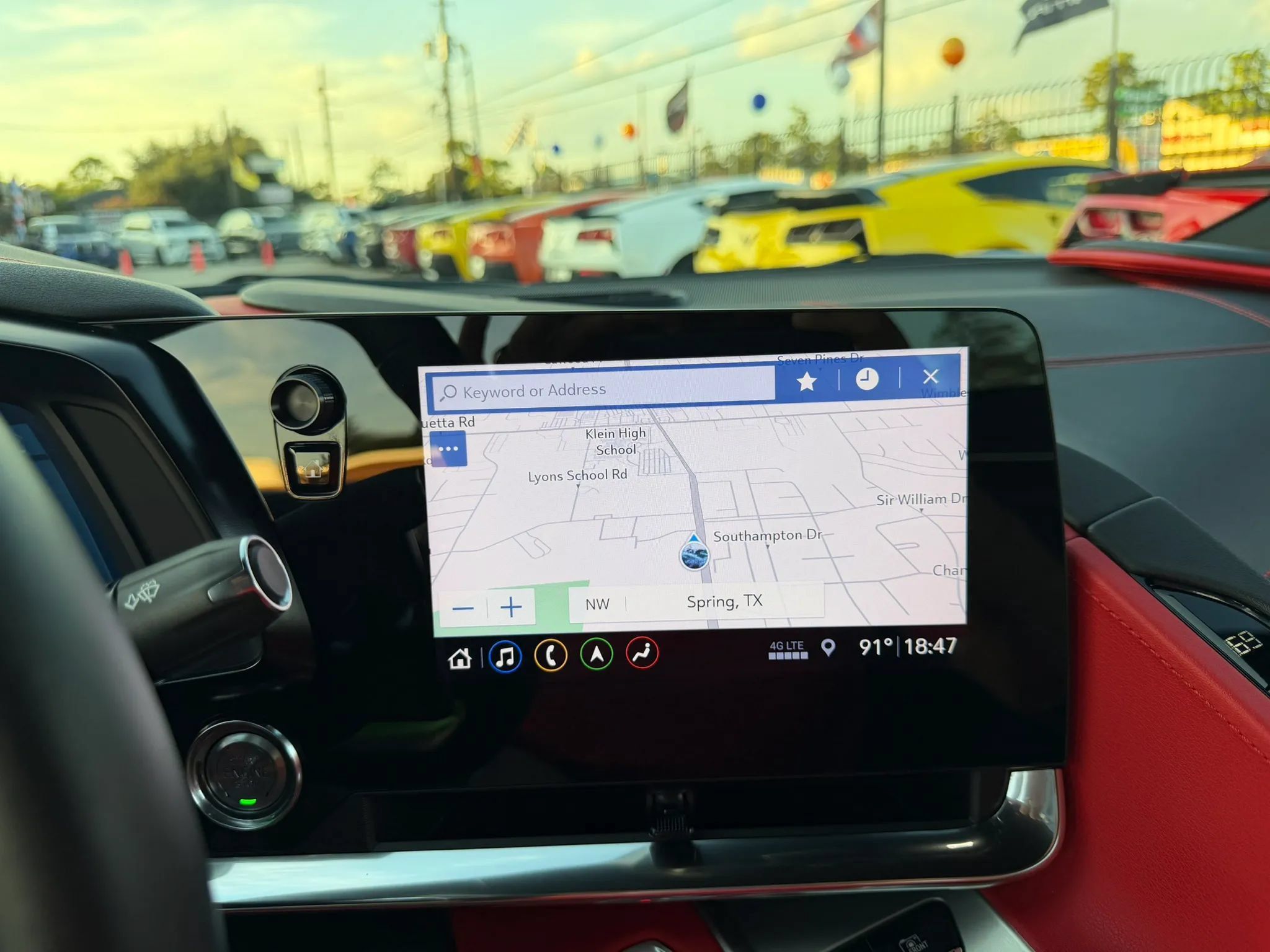 Used 2020 Chevrolet Corvette Stingray Preferred Cpe w/ 2LT Preferred Equipment Group RWD image 32