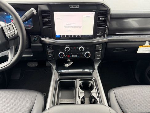 New 2026 Ford F350 Lariat w/ FX4 Off-Road Package image 11