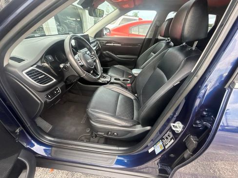 Used 2022 Kia Seltos EX AWD/4WD image 30
