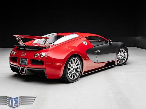 Used 2008 Bugatti Veyron AWD/4WD image 4