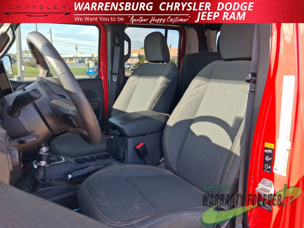 Used 2024 Jeep Gladiator Sport AWD/4WD image 13