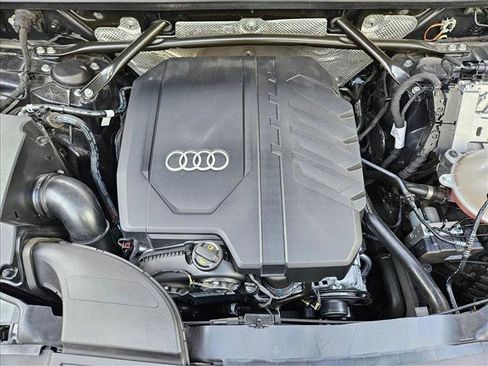 Used 2022 Audi Q5 2.0T Premium w/ Convenience Package image 22