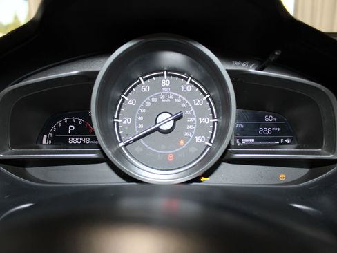 Used 2017 MAZDA MAZDA3 Sport w/ Preferred Equipment Package image 11