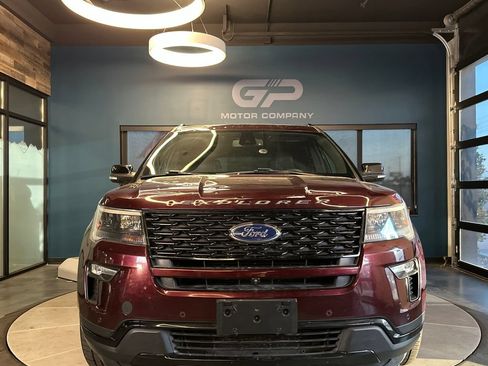 Used 2018 Ford Explorer Sport w/ Equipment Group 401A AWD/4WD image 8