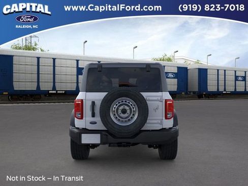 New 2025 Ford Bronco 4-Door image 5