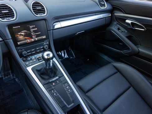 Used 2022 Porsche 718 Cayman GTS image 49