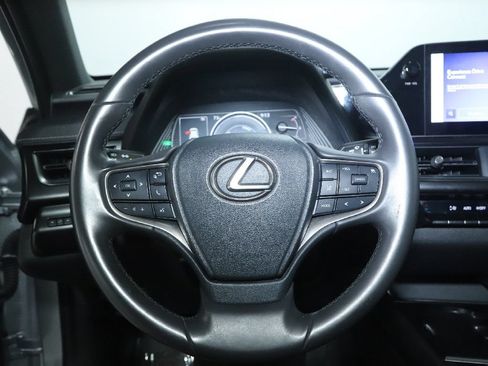 Used 2024 Lexus UX 250h AWD image 21