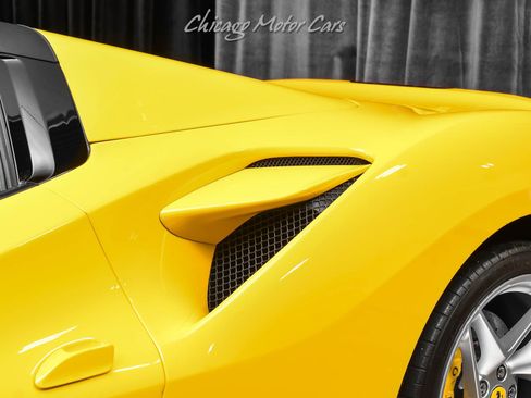 Used 2023 Ferrari F8 Tributo RWD image 36