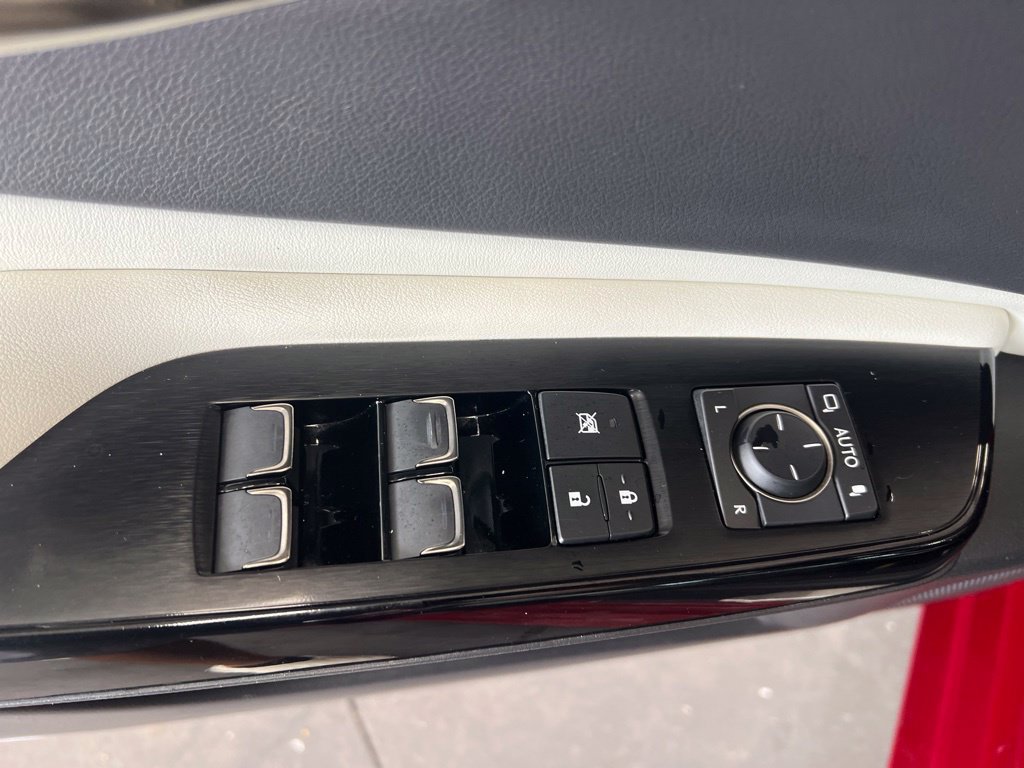 Used 2023 Lexus ES 300h F Sport w/ Accessory Package (Z1) FWD image 18