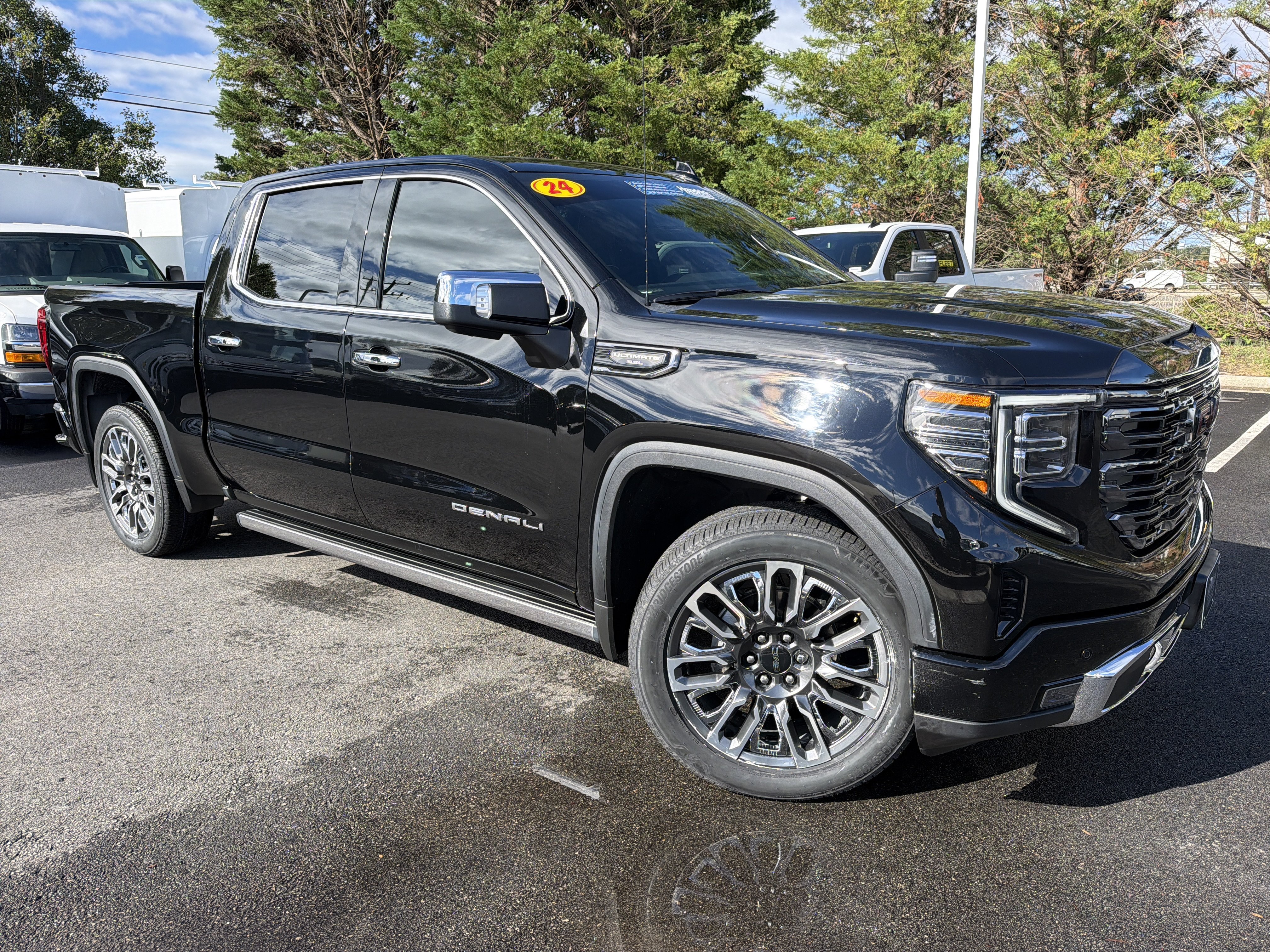 Used 2024 GMC Sierra 1500 Denali Ultimate AWD/4WD image 2