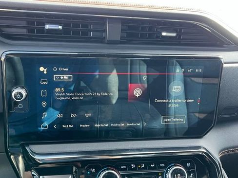 Used 2023 GMC Sierra 1500 AT4 image 26