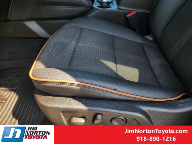 Used 2026 GMC Canyon AT4 AWD/4WD image 24