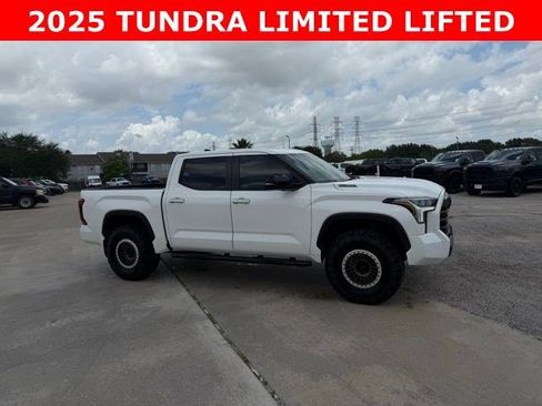 Used 2025 Toyota Tundra Limited AWD/4WD image 2