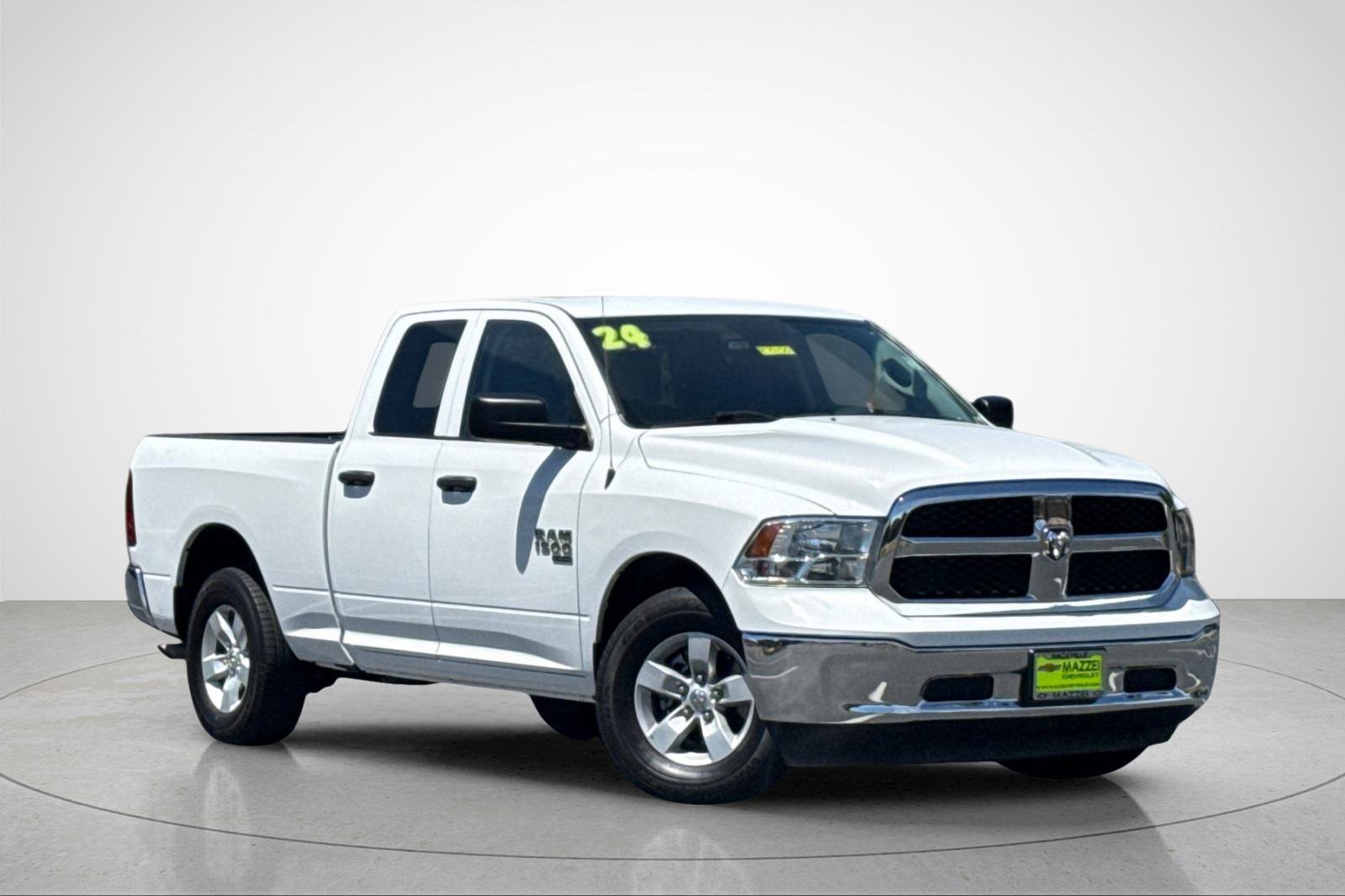 Used 2024 RAM 1500 Classic SLT RWD image 2