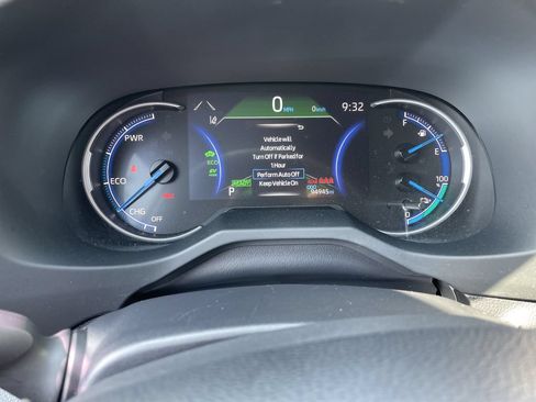 Used 2022 Toyota RAV4 XSE w/ Weather Package AWD/4WD image 17