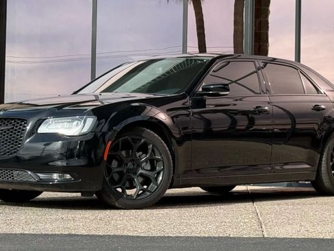 Used 2021 Chrysler 300 S image 4