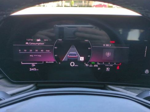 Used 2025 Audi Q5 2.0T Premium image 27