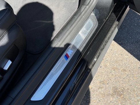 Used 2018 BMW 530i w/ M Sport Package RWD image 22