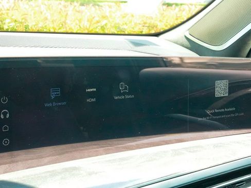 New 2025 Cadillac Escalade IQ Luxury 2 image 40