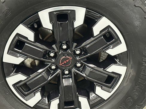 Certified 2023 Nissan Frontier PRO-4X w/ Pro Convenience Package image 19