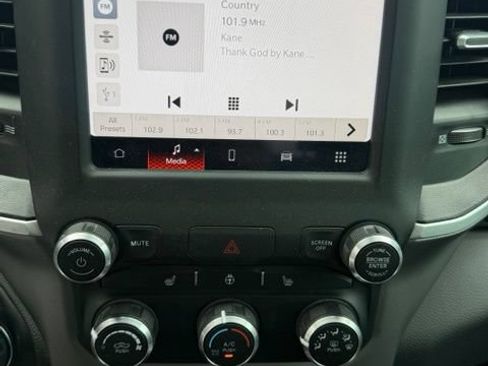Used 2023 RAM 1500 Big Horn AWD/4WD image 22
