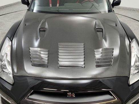 Used 2014 Nissan GT-R Black Edition AWD/4WD image 12