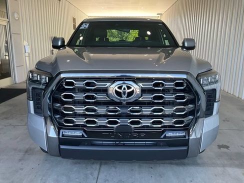 Used 2024 Toyota Tundra Platinum AWD/4WD image 25