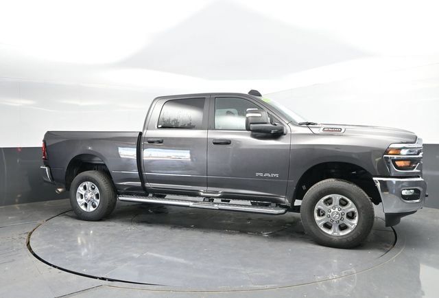 Used 2026 RAM 2500 Big Horn AWD/4WD image 3