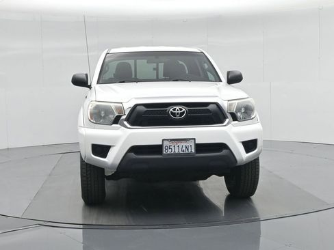 Used 2014 Toyota Tacoma PreRunner image 20