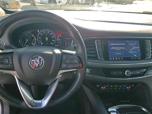 Used 2024 Buick Enclave Premium image 20
