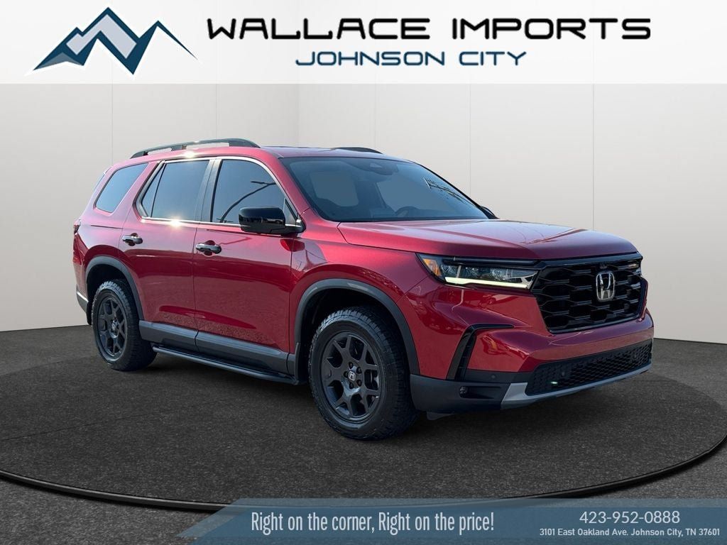Used 2025 Honda Pilot TrailSport image 7