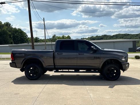 Used 2017 RAM 2500 Big Horn w/ Sport Appearance Group AWD/4WD image 15