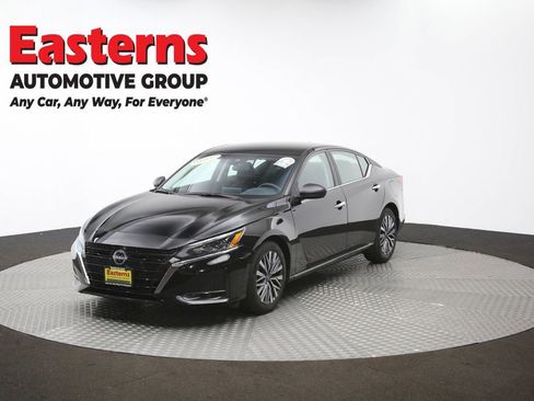 Used 2025 Nissan Altima 2.5 SV image 54