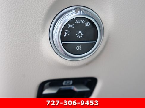 Certified 2022 Mercedes-Benz C 300 Sedan image 23