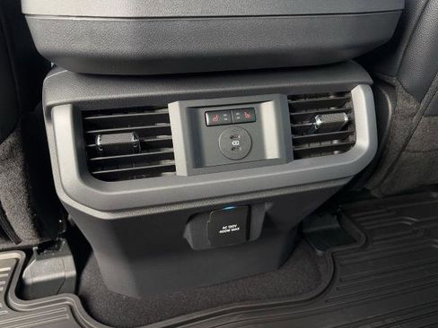 New 2025 Ford F150 Lariat w/ Equipment Group 502A High image 23