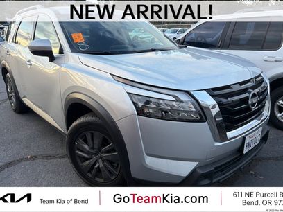 Used 2024 Nissan Pathfinder SV