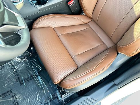 Used 2021 Subaru Outback Touring w/ Popular Package #2 image 20