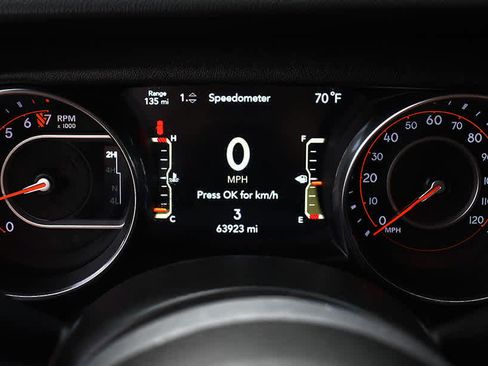 Used 2021 Jeep Wrangler Unlimited Sahara AWD/4WD image 15