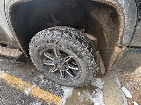 Used 2020 Chevrolet Silverado 2500 High Country w/ Z71 Off-Road Package image 7